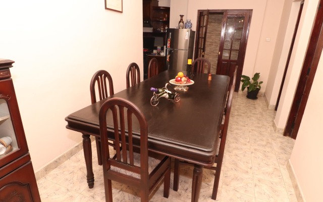 Yoho Cheliyan Villa Guest house
