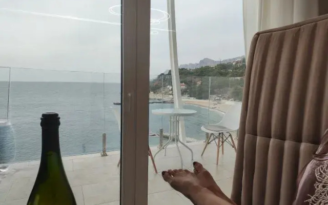 Апартаменты супер видовые апартаменты на 1 линии от моря