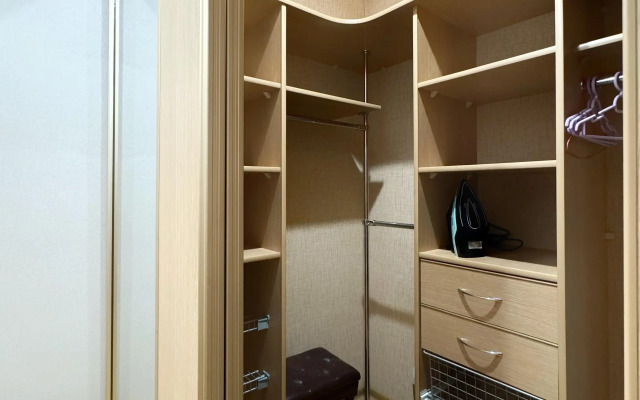 Dvukhkomnatnaya kvartira v tsentre goroda Flat