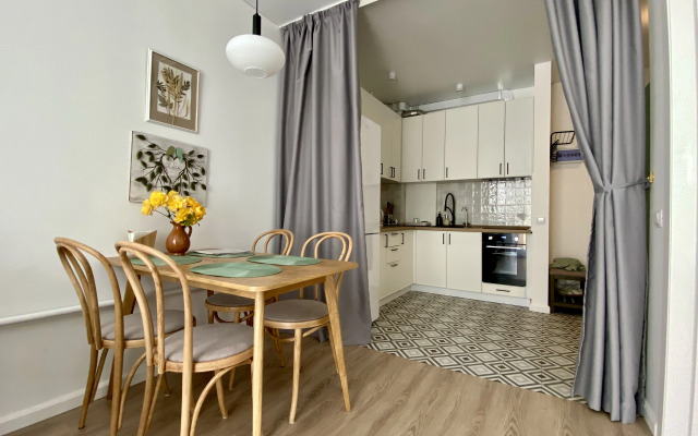 Uyutnaya Kvartira U Morya S Terrasoy Flat