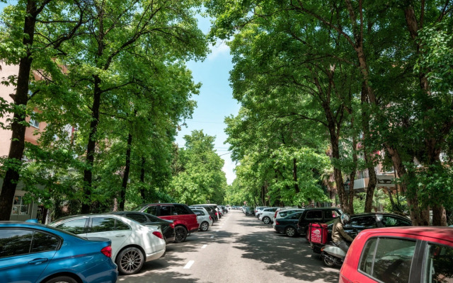 Mangosteen Apartments Studio 8 Apartments