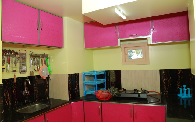 Sreekrishna 3 Bedroom Private Houseboat Hotel