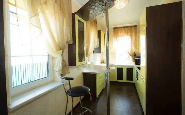 Na Poberezhye Private house
