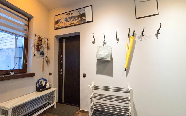 Квартира С отдельной спальней и балконом в центре Поляны