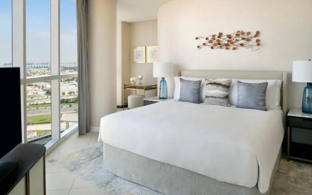InterContinental Residence Suites Dubai Festival City Hotel