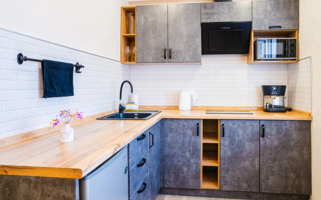 Uyutnaya Studiya Kömfi Flat