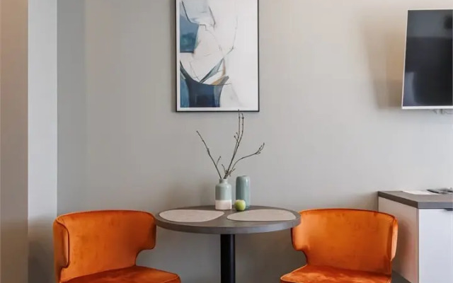 FortEstate 808 Apartments
