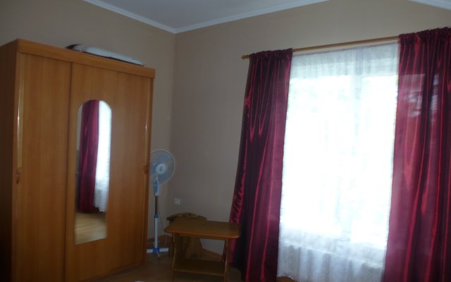 Rajskij Ugolok Guest House