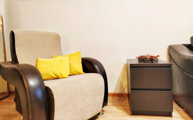 Uyutnaya kvartira u Tts Darina Apartments