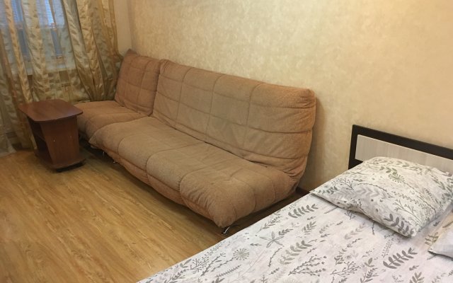 Квартира Александрова, 2(4)