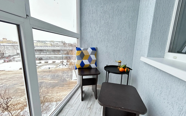 Апартаменты Октябрьской Революции 28