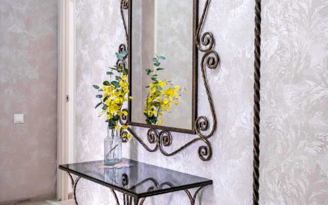 Квартира класса Комфорт в центре спальня + гостиная от Piligrim-KMV