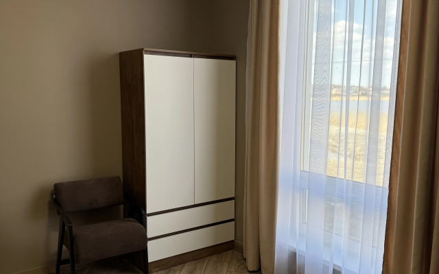 Kottedzh S Vidom Na Ozero  Private house