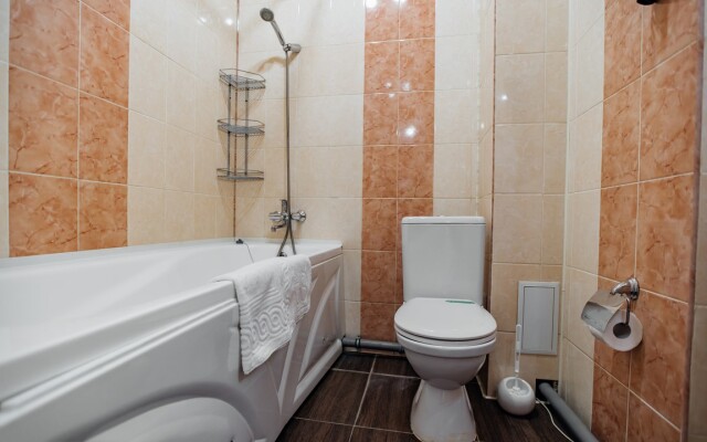 Trekhkomnatnye apartamenty ekonom na 8 spalnykh mest  Apartments