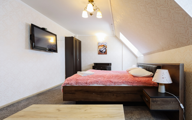 MAKSIM'S Guest House