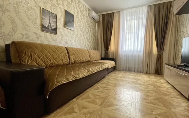 Dvushka Standart Na Tukhachevskogo (HouseVip26) Flat