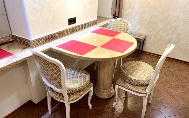 3-komnatnaya Premium Klassa Yarapartments na Sovetskoy 21 Flat