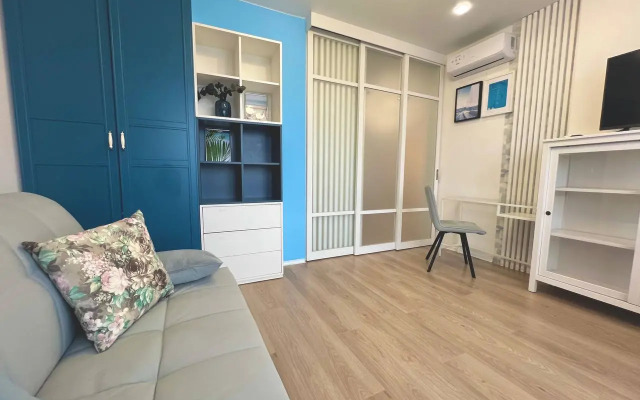 Апартаменты Двухкомнатные на высоком этаже с видом на город