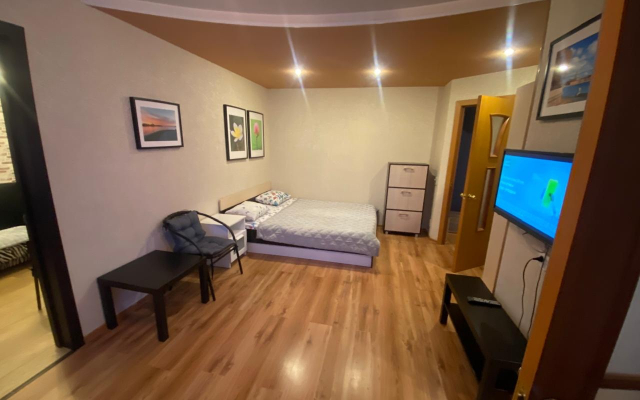 Апартаменты на Хлобыстова 27