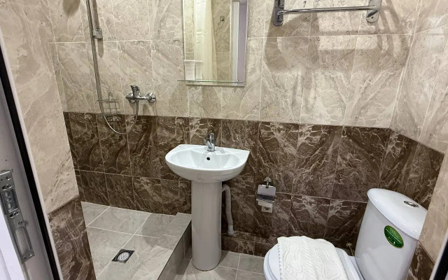 Amra Guest House