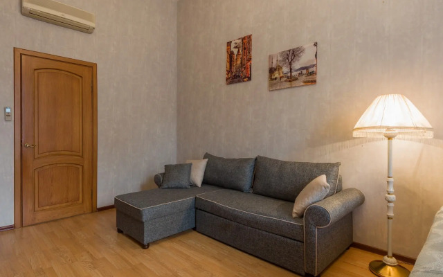U Ermitazha 12 Gostey B.konyushennaya 12 Apartments
