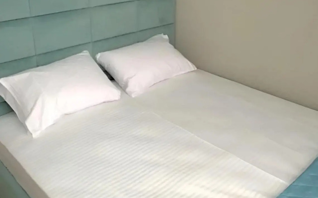 Studiya v Nizhneimeretinskoy Bukhte Flat