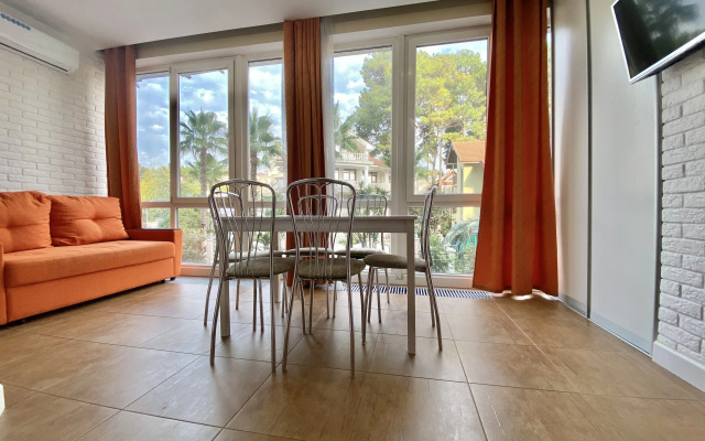 Dmitrievoy 5 Apartments