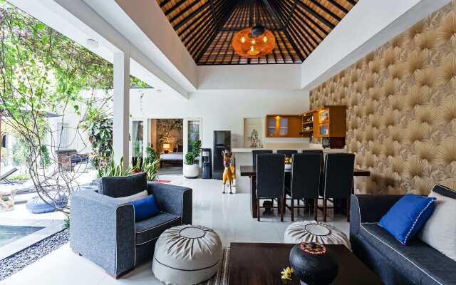 Вилла Casa-Retro Courtyard