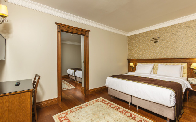 Acra Hotel - Special Class