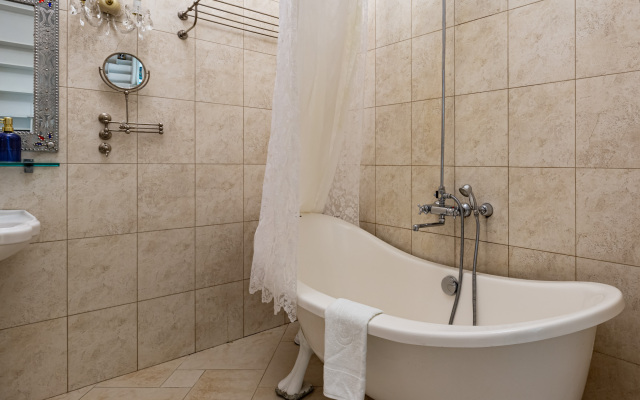 Квартира Piter Apartments Аристократ в доходном доме на Петроградке