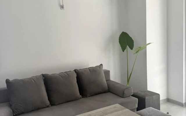 Квартира White 47