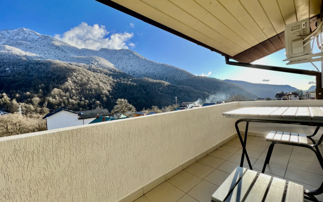 Mountain Hill Apartment