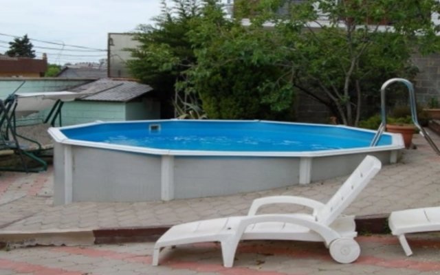 Gostevoy Dom na Tsitrusovoy