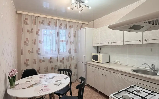 Квартира 2-комнатная на Сосновой 15