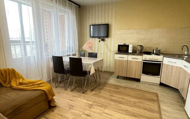 Yevrotreshka Na Klyuchevskoy Flat