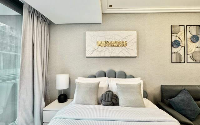 Апартаменты Cosmos Living Delightful Studio