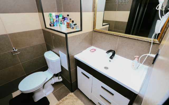 Апартаменты Кедровая 8