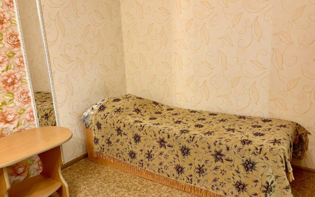 Na Ulitse Kommunalnaya 58a Flat