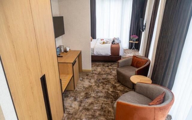 Solum Roof Top Hotel
