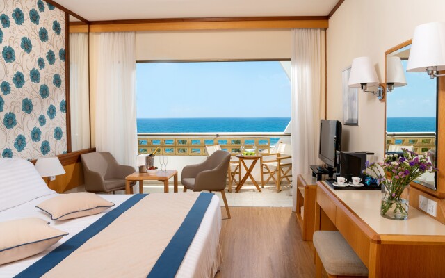 Constantinou Bros Athena Royal Beach Hotel