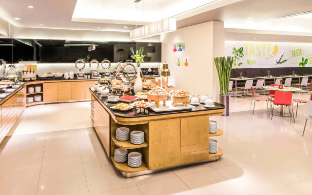 Axis.Bangkok Boutique Hotel