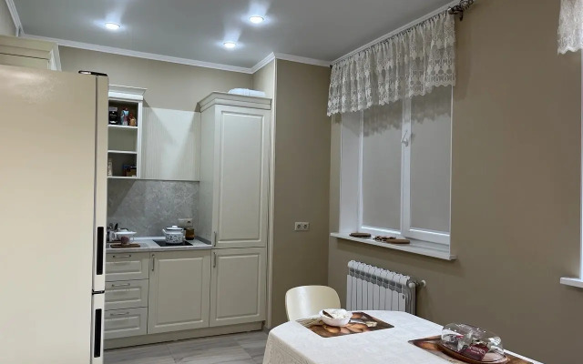 V Zheleznovodske Flat