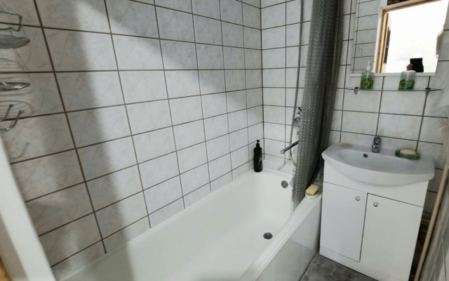 Khoroshaya 2k Kvartira V Samom Tsentre Apartments