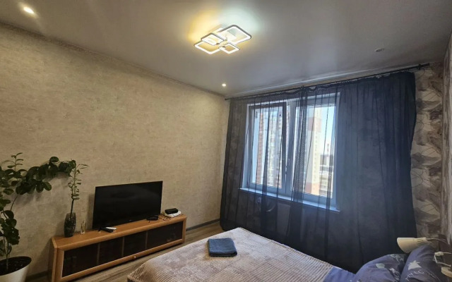 Квартира просторная на бульваре Космонавтов 5