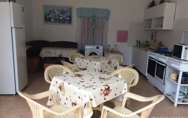 Berezhok Guest House