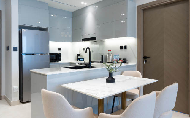 Apartment Keyrock Living - Binghatti Canal Luxury Stay