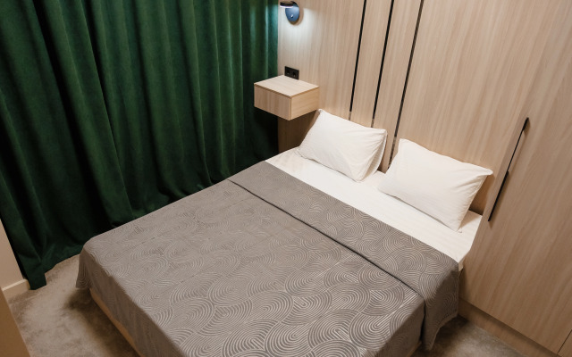 Luxx Aparts Hostel