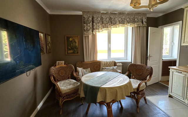 Taunkhaus S Zonoy Otdykha I Mangalom U Parka Private house