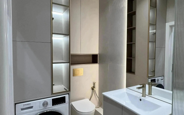 Na Pervoy Beregovoy Linii Flat