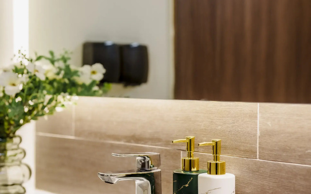 Aileen Layan 6 Villa